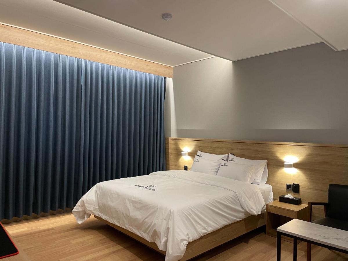 غوانغجو Brown Dot Hotel Gwangju Hanam المظهر الخارجي الصورة