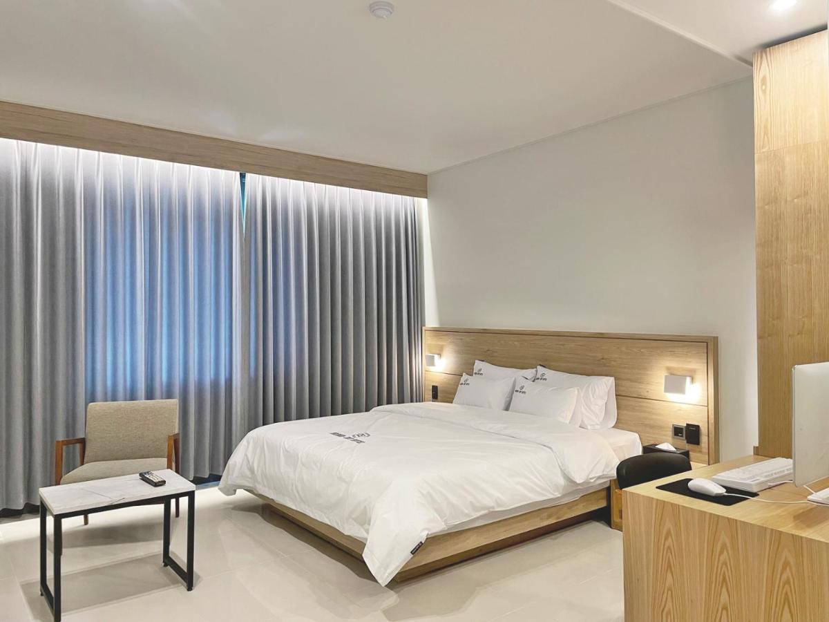 غوانغجو Brown Dot Hotel Gwangju Hanam المظهر الخارجي الصورة